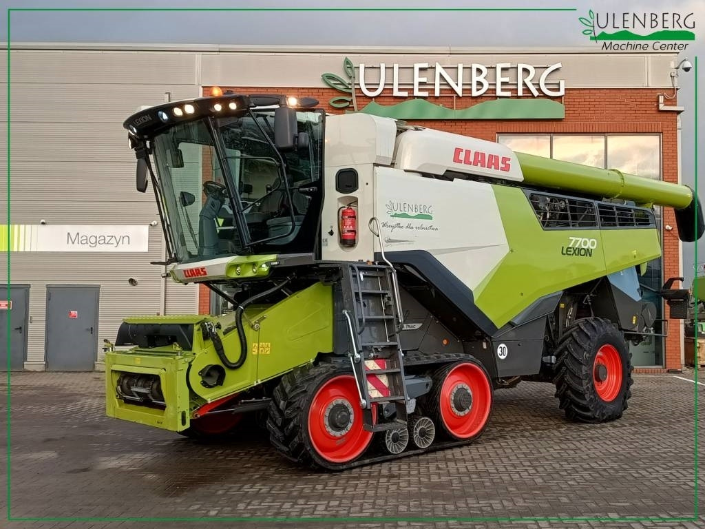 Claas LEXION 7700 TT - Зерноуборочный комбайн: фото 1 Claas LEXION 7700 TT - Зерноуборочный комбайн: фото 1