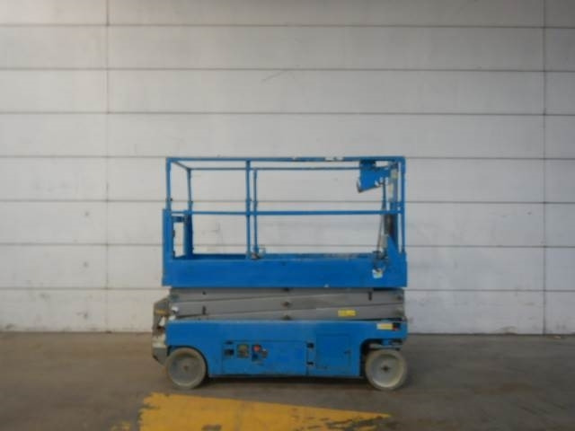 Genie GS2032  - Ножничный подъемник: фото 1