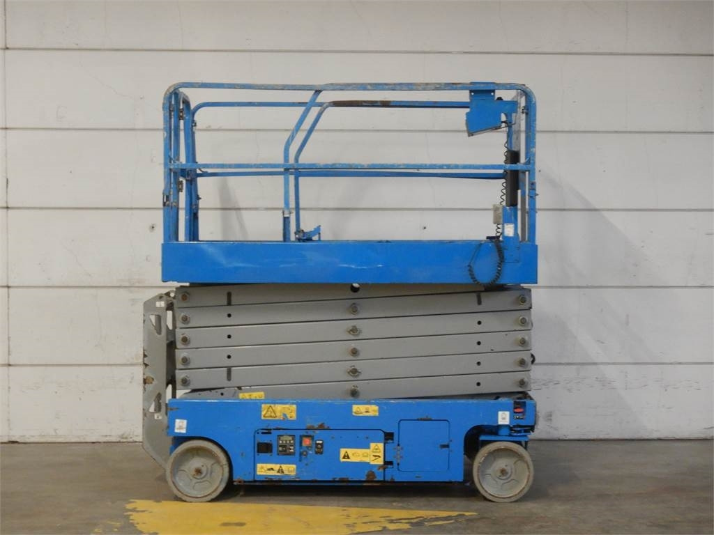 Genie GS4047  - Ножничный подъемник: фото 1