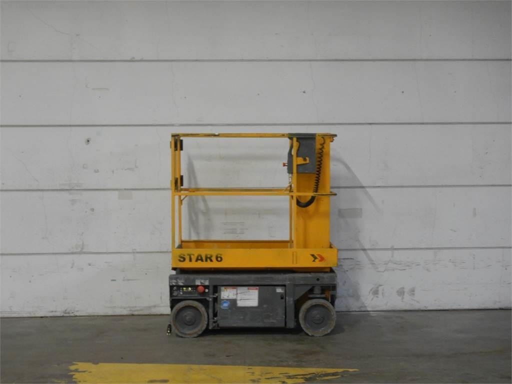 Haulotte STAR 6 - Вертикальный мачтовый подъемник: фото 1 Haulotte STAR 6 - Вертикальный мачтовый подъемник: фото 1