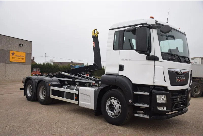 MAN TGX 26.460 - Крюковой мультилифт: фото 1 MAN TGX 26.460 - Крюковой мультилифт: фото 1