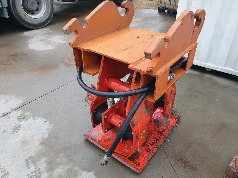 Diversen Trilplaat CW30 - Навесное оборудование для Строительной техники: фото 1