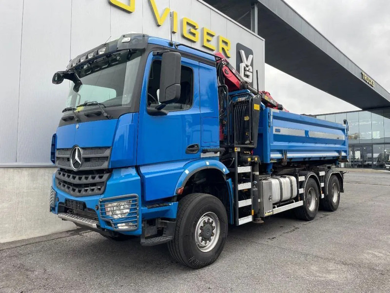Mercedes-Benz Arocs 3342 *6x6*meegestuurd as*2zijdige kipper*Airco*Bluetooth - Самосвал, Автоманипулятор: фото 1