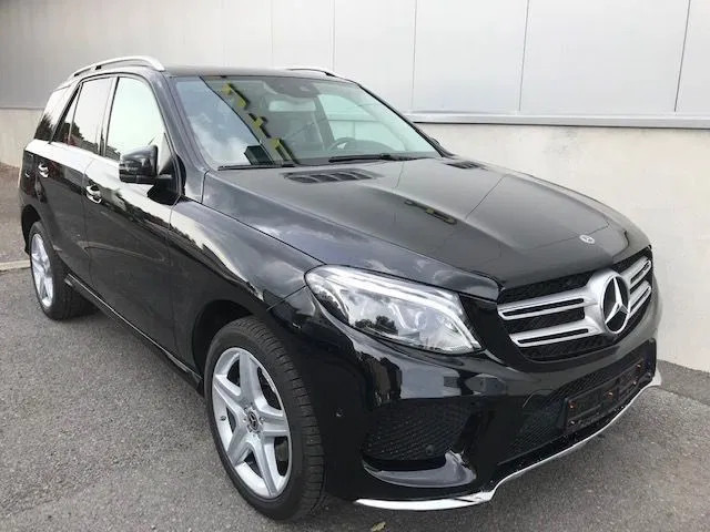 Mercedes-Benz GLE 250 d* 4MATIC*achteruitrijcamera*cruise control*navigatie - Легковой автомобиль: фото 1 Mercedes-Benz GLE 250 d* 4MATIC*achteruitrijcamera*cruise control*navigatie - Легковой автомобиль: фото 1
