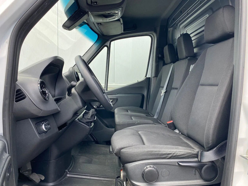 Mercedes-Benz Sprinter 317 L2H2*NEW Carrier xarios 350 -18°C*achteruitrijcamera*navigatie*zetelverwarming*360° camera - Фургон-рефрижератор: фото 3 Mercedes-Benz Sprinter 317 L2H2*NEW Carrier xarios 350 -18°C*achteruitrijcamera*navigatie*zetelverwarming*360° camera - Фургон-рефрижератор: фото 3