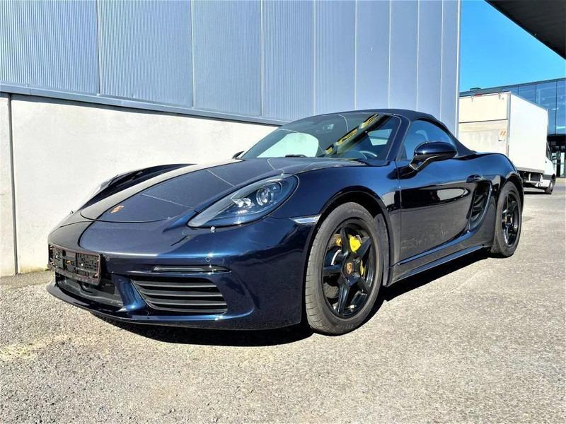 Porsche 718 Boxster *Achteruitrijcamera*Navigatie*Zetelverwarming*Cruise control - Легковой автомобиль: фото 1 Porsche 718 Boxster *Achteruitrijcamera*Navigatie*Zetelverwarming*Cruise control - Легковой автомобиль: фото 1