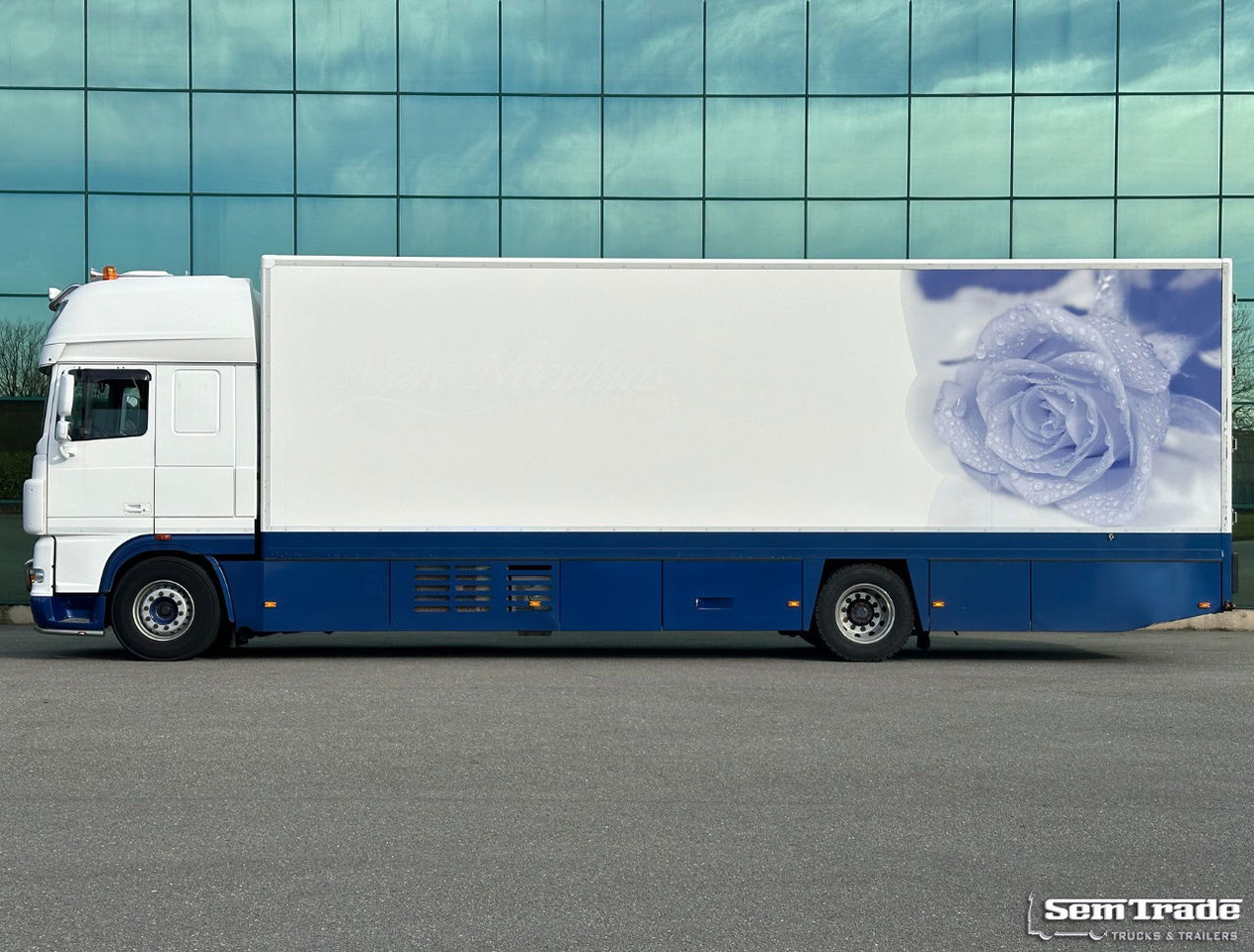 DAF XF 105.460 SSC 7 Karren BAK Bloemen Verkoop Koeling Klep Kachel - Рефрижератор: фото 2 DAF XF 105.460 SSC 7 Karren BAK Bloemen Verkoop Koeling Klep Kachel - Рефрижератор: фото 2