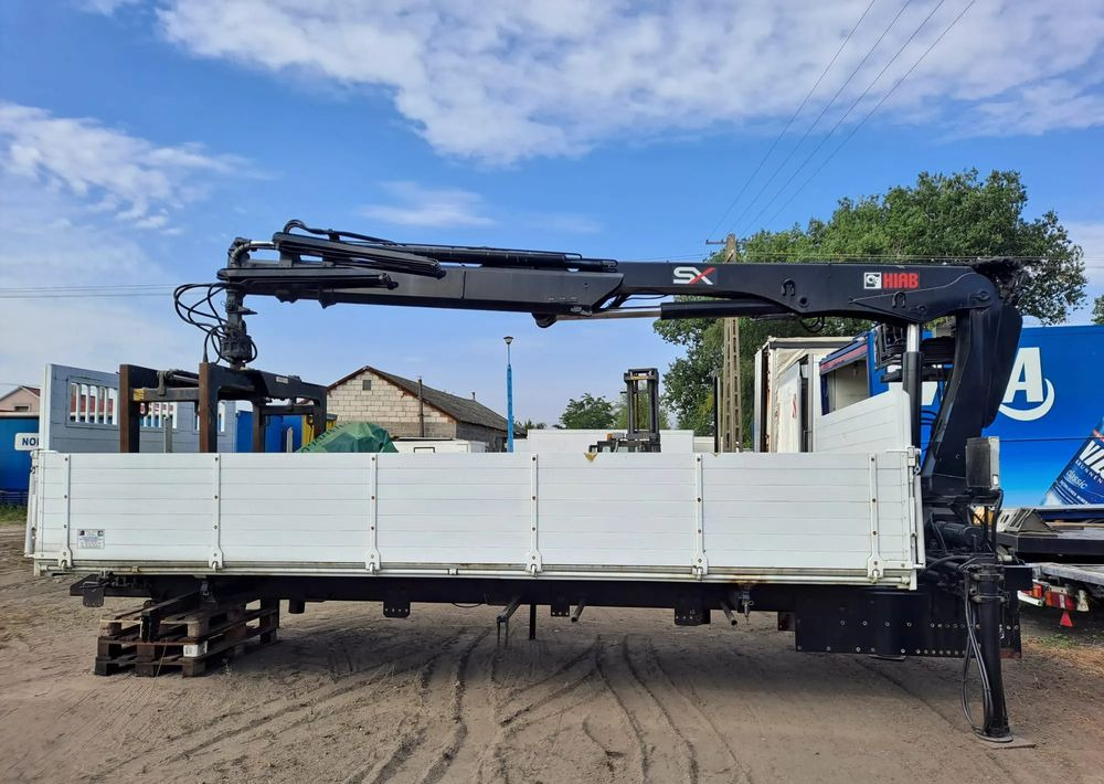 Mercedes-Benz Urządzenie dźwigowe HIAB XS122 - Самосвал: фото 1 Mercedes-Benz Urządzenie dźwigowe HIAB XS122 - Самосвал: фото 1