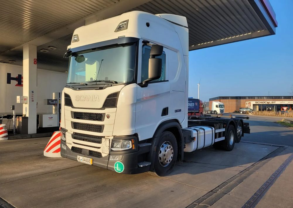 Scania R 450 BDF oś skrętna Euro 6 - Грузовик-шасси: фото 1 Scania R 450 BDF oś skrętna Euro 6 - Грузовик-шасси: фото 1