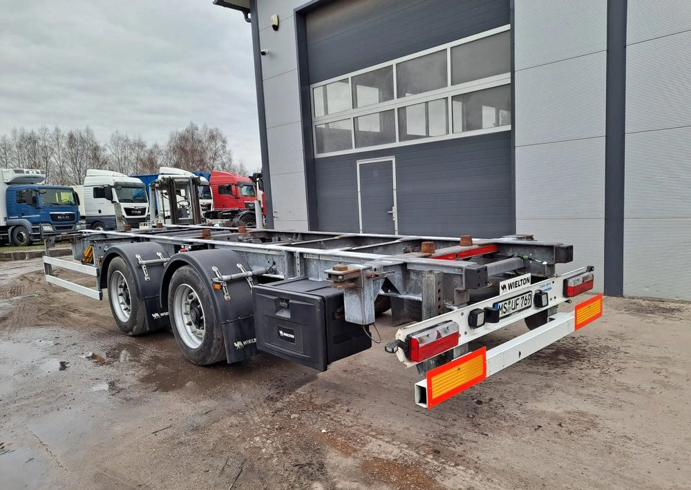 Wielton Przyczepa tandem - Прицеп-контейнеровоз/ Сменный кузов: фото 1