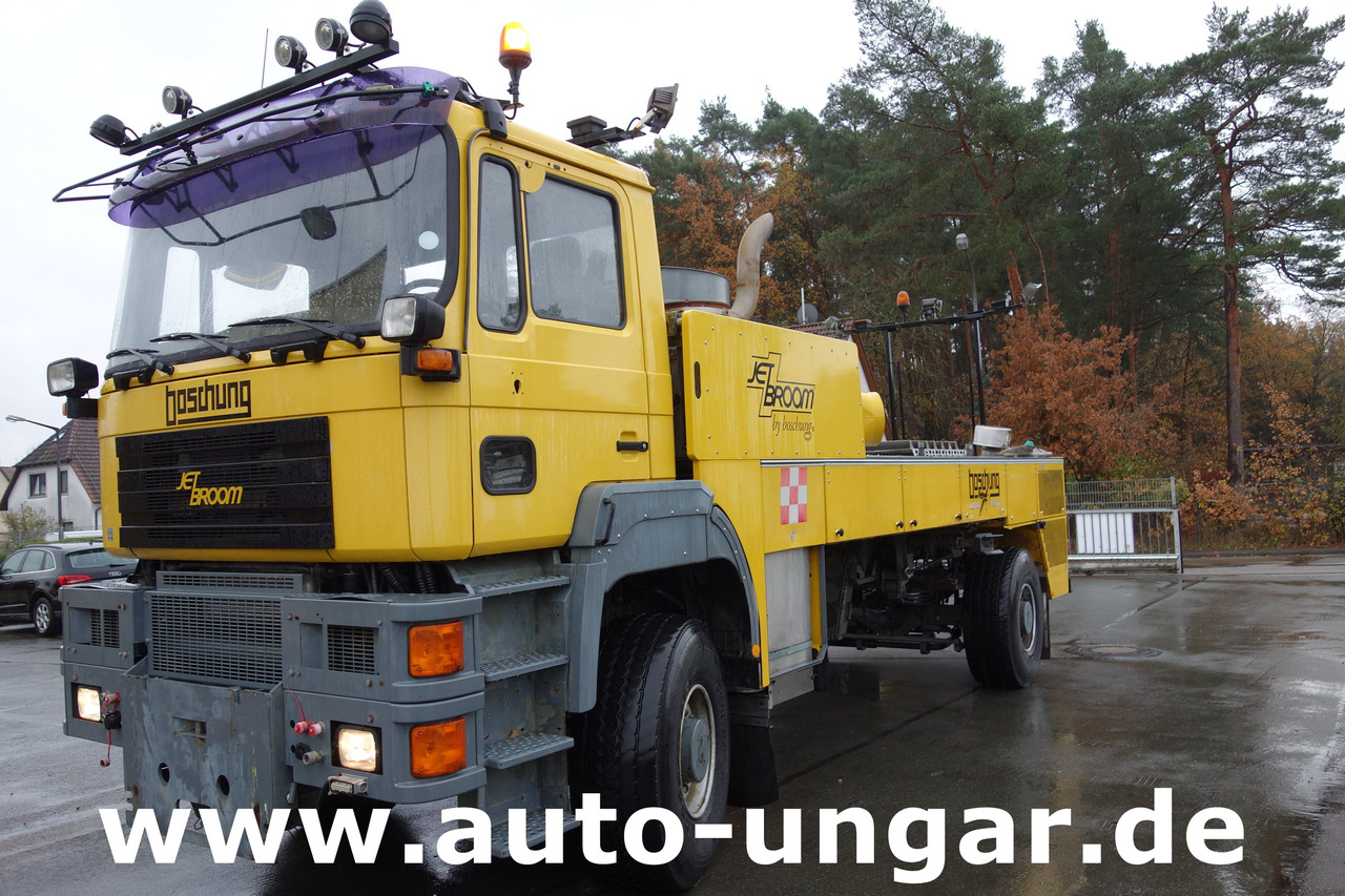 MAN Boschung BJB 8000 Speed Broom 4x4 Offroad Trial Flughafen - Аэродромная техника, Аэродромная техника: фото 3 MAN Boschung BJB 8000 Speed Broom 4x4 Offroad Trial Flughafen - Аэродромная техника, Аэродромная техника: фото 3