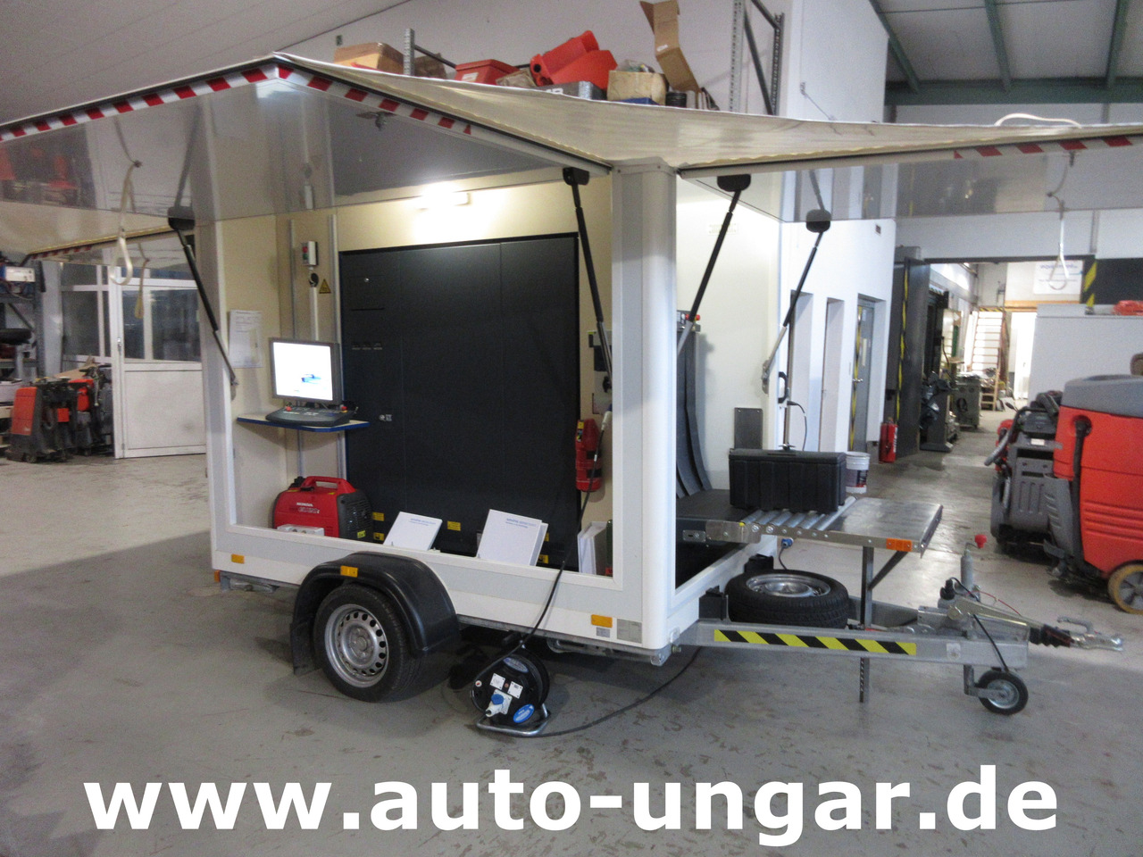 Smiths Detection Smiths & Heimann ScanTrailer HS 8585 mobile X-Ray HiTrax X-Act - Аэродромная техника: фото 1 Smiths Detection Smiths & Heimann ScanTrailer HS 8585 mobile X-Ray HiTrax X-Act - Аэродромная техника: фото 1