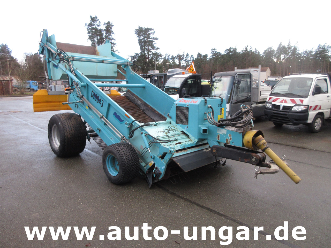 Kässbohrer BeachTech STR 2000 Baujahr 2003 BeachCleaner Strandreiniger °0043 - Оборудование для клининга: фото 1 Kässbohrer BeachTech STR 2000 Baujahr 2003 BeachCleaner Strandreiniger °0043 - Оборудование для клининга: фото 1