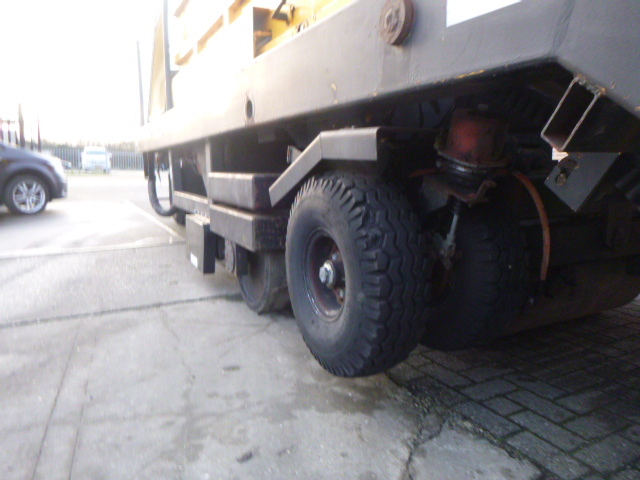 DYNAPAC HR21  Chip Spreader в лизинг DYNAPAC HR21  Chip Spreader: фото 10