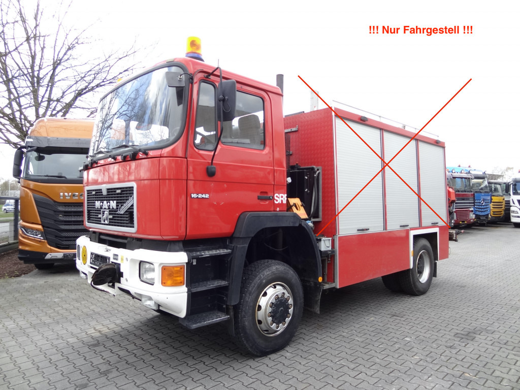 MAN F90 16.242 4X4 / Feuerwehr - Грузовик-шасси: фото 1 MAN F90 16.242 4X4 / Feuerwehr - Грузовик-шасси: фото 1