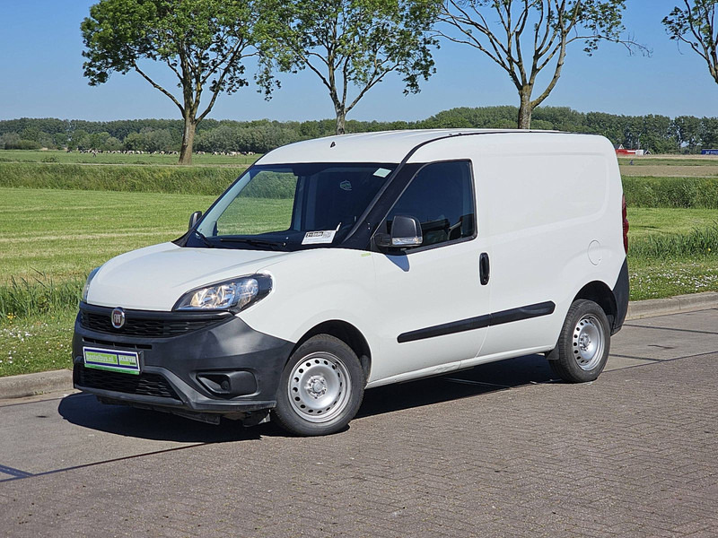 Fiat Doblò CARGO 1.6 - Легковой фургон: фото 2 Fiat Doblò CARGO 1.6 - Легковой фургон: фото 2