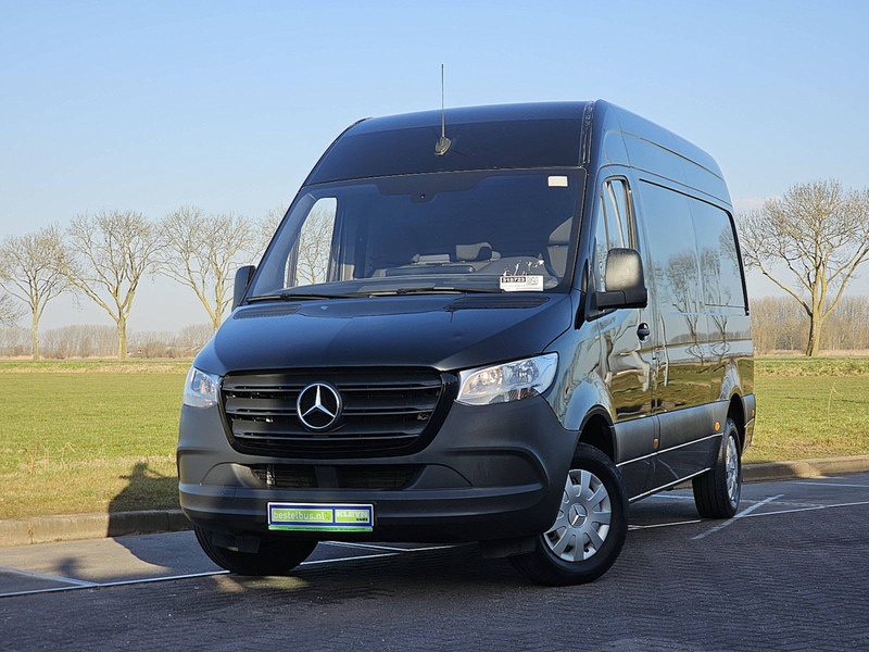 Mercedes-Benz Sprinter 315 L2H2 Mbux Euro6 AC! - Легковой фургон: фото 1 Mercedes-Benz Sprinter 315 L2H2 Mbux Euro6 AC! - Легковой фургон: фото 1