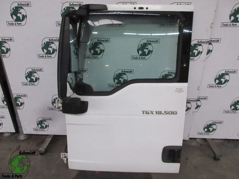 MAN 81.62600-4129 // 81.96002-0409 DEUR LINKS MAN TGX EURO 6 MODEL 2018 - Дверь и запчасти для Грузовиков: фото 1 MAN 81.62600-4129 // 81.96002-0409 DEUR LINKS MAN TGX EURO 6 MODEL 2018 - Дверь и запчасти для Грузовиков: фото 1