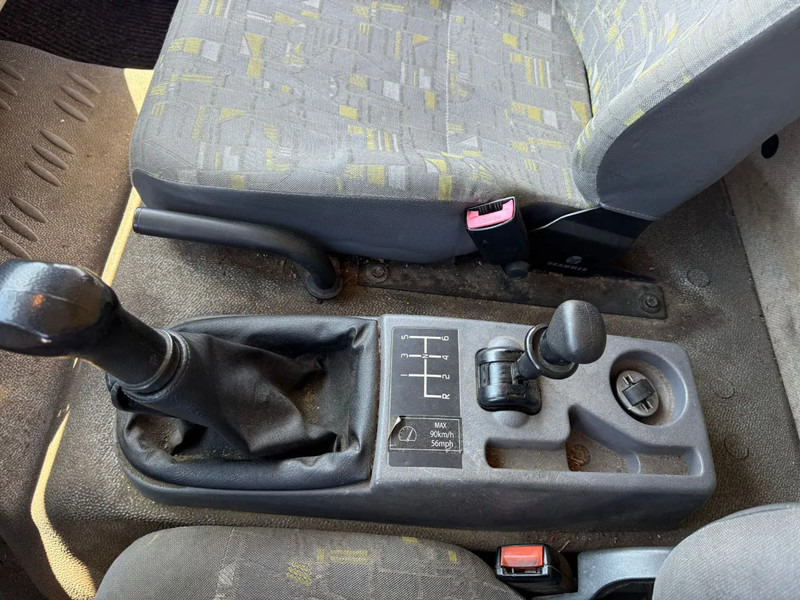 Грузовик с закрытым кузовом Renault Midlum 220DCI / NL TRUCK / TUV: 08-03-2026 / ONLY:154350KM / PLATFORM 2000 KG / SIDE DOOR / OLD TACHO / MANUAL / EURO-3 / 2003: фото 20