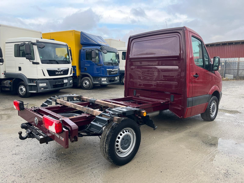 Volkswagen Crafter Fahrgestell 4x2 Euro 5 AHK (6) - Фургон: фото 5 Volkswagen Crafter Fahrgestell 4x2 Euro 5 AHK (6) - Фургон: фото 5