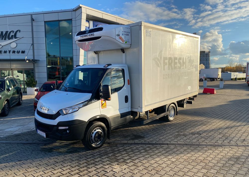 Iveco DAILY 70C 20 /Mocna CHŁODNIA THERMO KING T600R / 1WŁ / E6 - Рефрижератор: фото 1 Iveco DAILY 70C 20 /Mocna CHŁODNIA THERMO KING T600R / 1WŁ / E6 - Рефрижератор: фото 1