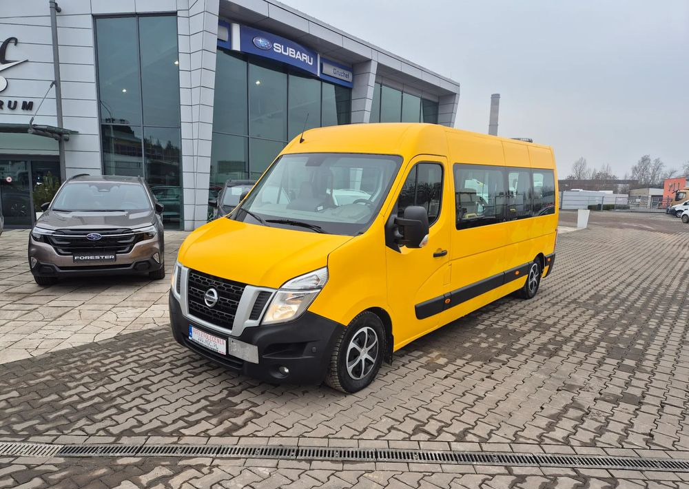 Nissan NV400 2.3 DCi / BUS PASAŻERSKI / 14 MIEJSC / PODUSZKI PRZÓD I TYŁ / 1 WŁ / WEBASTO / RAMPA DLA INWALIDÓW - Микроавтобус, Пассажирский фургон: фото 1
