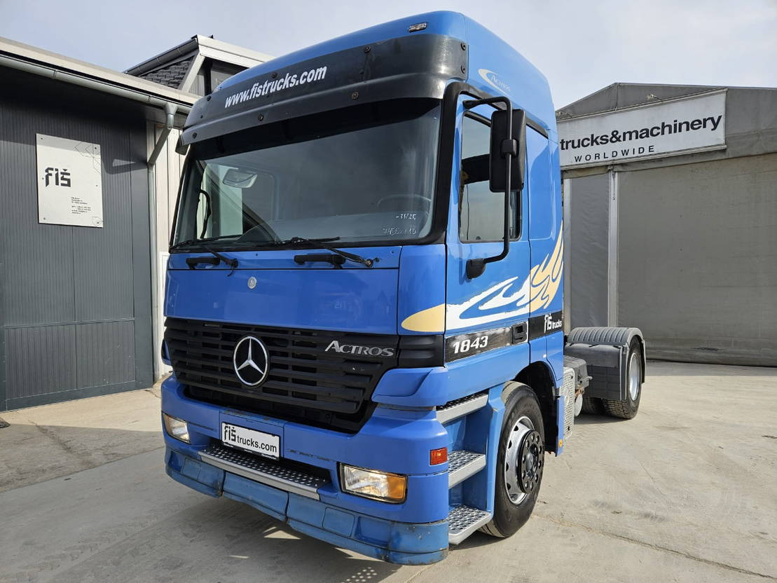 Mercedes-Benz Actros 1843 LS 4x2 tractor unit - Тягач: фото 1 Mercedes-Benz Actros 1843 LS 4x2 tractor unit - Тягач: фото 1