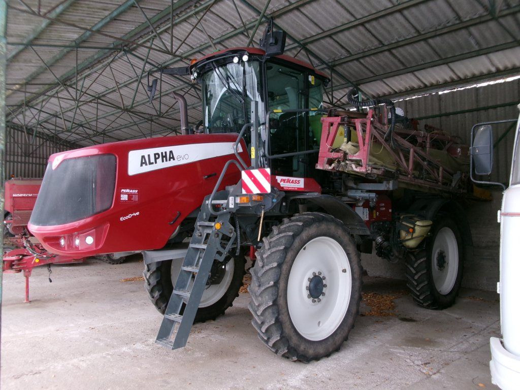 HARDI EVRARD Alpha Evo AH14 - Самоходный опрыскиватель: фото 1 HARDI EVRARD Alpha Evo AH14 - Самоходный опрыскиватель: фото 1