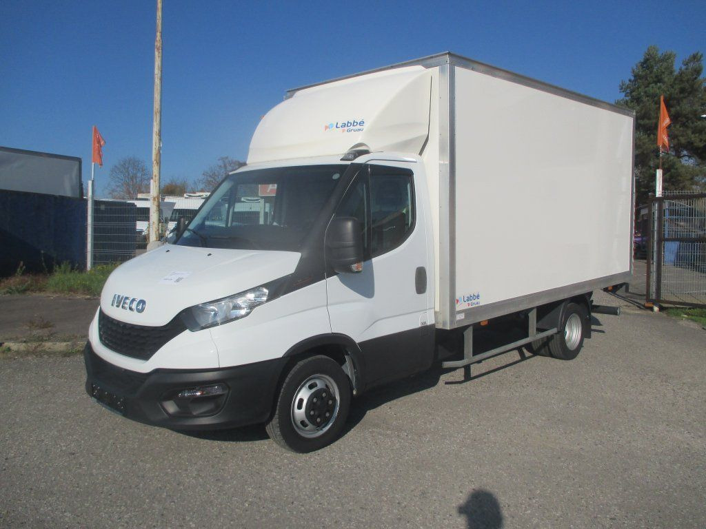 Iveco Daily 35C16 - Фургон с закрытым кузовом: фото 1 Iveco Daily 35C16 - Фургон с закрытым кузовом: фото 1