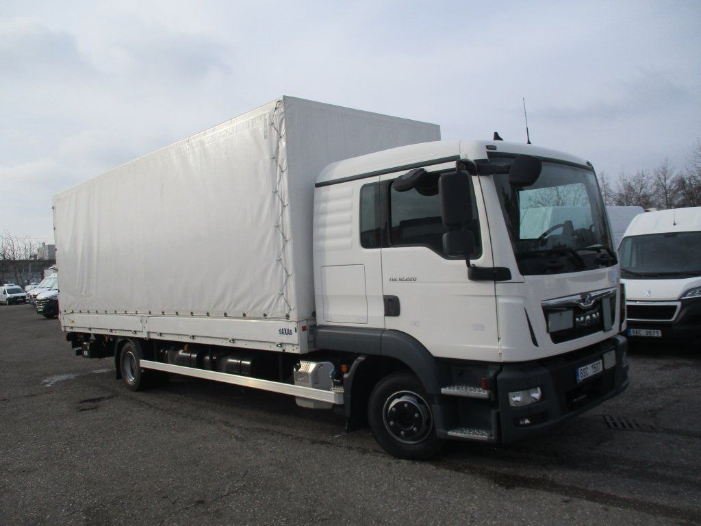 MAN TGL 12.220 - Тентованный грузовик: фото 2 MAN TGL 12.220 - Тентованный грузовик: фото 2