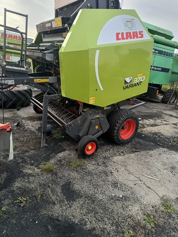 Claas Variant 370 - Пресс-подборщик рулонный: фото 1