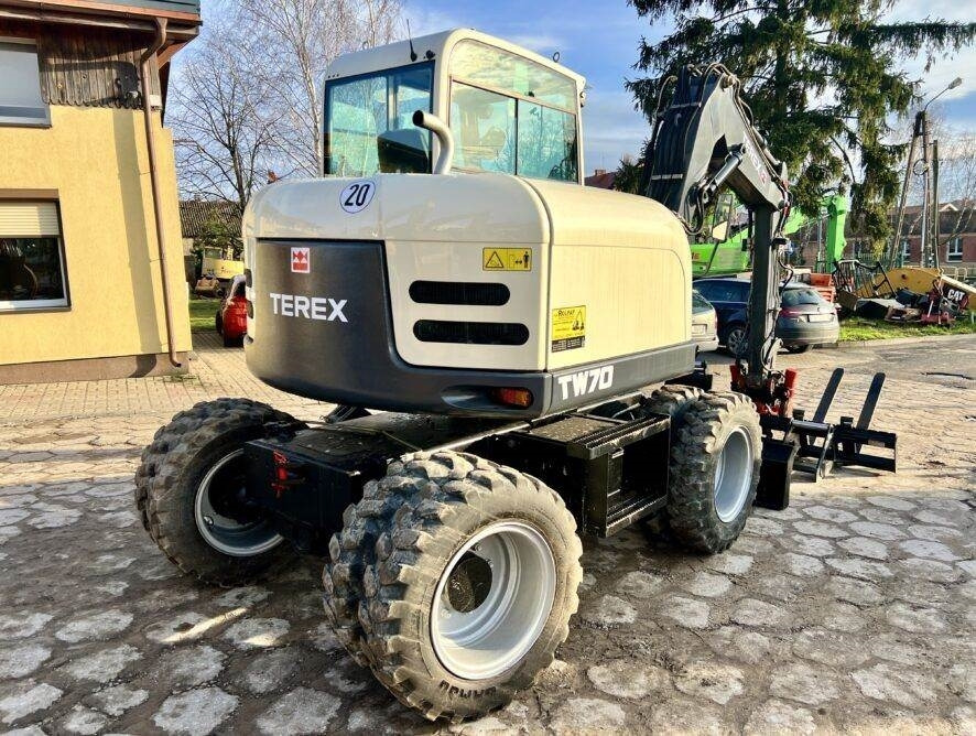 Terex TW70 - Колёсный экскаватор: фото 5 Terex TW70 - Колёсный экскаватор: фото 5