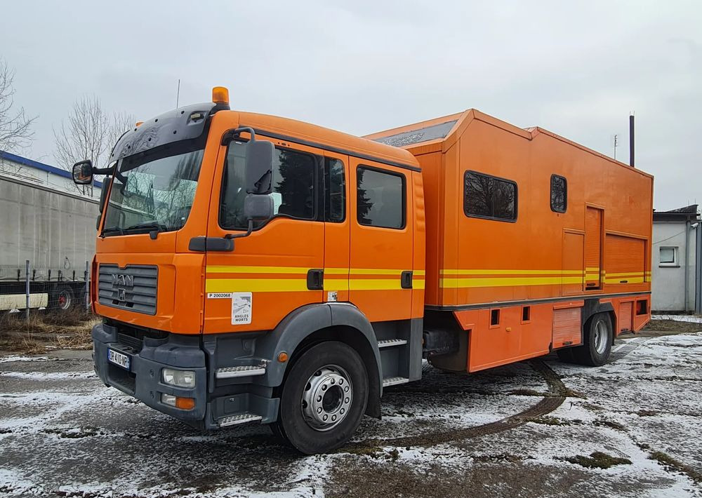 MAN TGM 18.244 Kamper Klima Webasto Winda Toaleta Brygadówka Kuchnia Dystrybucja Lodówka Camper - Грузовик: фото 1 MAN TGM 18.244 Kamper Klima Webasto Winda Toaleta Brygadówka Kuchnia Dystrybucja Lodówka Camper - Грузовик: фото 1