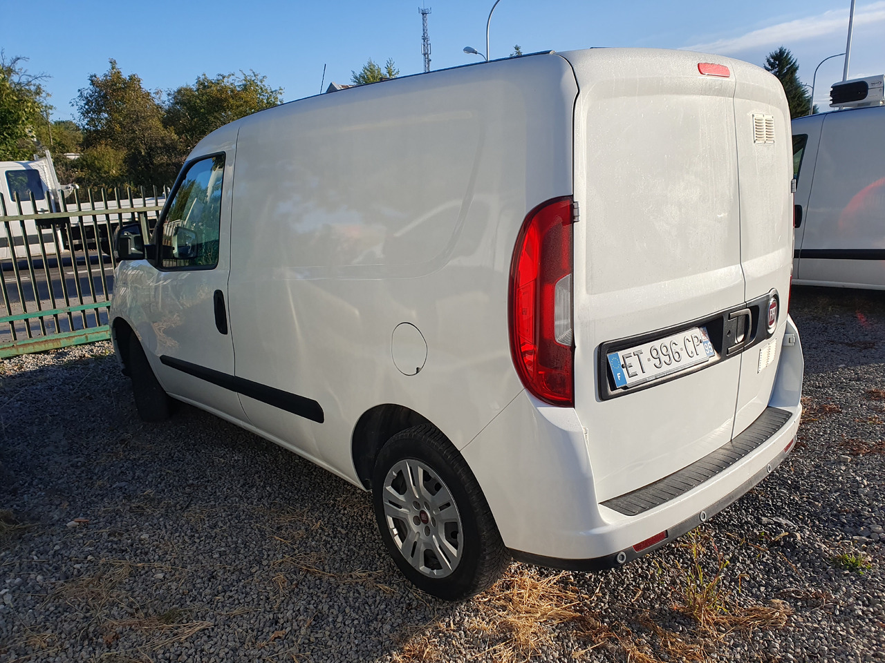 FIAT DOBLO CHLODNIA THERMOKING KLIMA EURO6 - Фургон-рефрижератор: фото 5 FIAT DOBLO CHLODNIA THERMOKING KLIMA EURO6 - Фургон-рефрижератор: фото 5