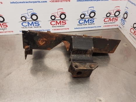 Case 1394, 1294 Fuel Tank Bracket Rhs K307955 - Топливный бак для Тракторов: фото 1 Case 1394, 1294 Fuel Tank Bracket Rhs K307955 - Топливный бак для Тракторов: фото 1
