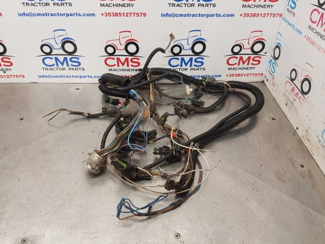 Case 5120, 5130, 5140 Transmission Wiring Loom 1546495c1, 1987581c1 - Кабели/ Провода: фото 1 Case 5120, 5130, 5140 Transmission Wiring Loom 1546495c1, 1987581c1 - Кабели/ Провода: фото 1