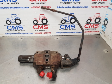 Case International 885, C, Cx, Hydraulic Auxiliary Spool Valve 1287379c91 - Гидравлика: фото 1 Case International 885, C, Cx, Hydraulic Auxiliary Spool Valve 1287379c91 - Гидравлика: фото 1