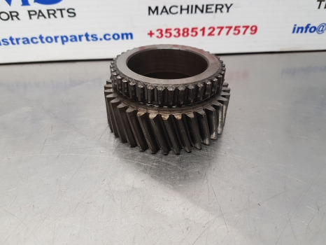 Case Maxxum 5140, 5130, 5120, 5150 Transmission Gear Z33 1341096c2 - Трансмиссия: фото 1