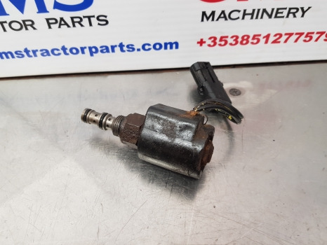 Case Maxxum 5140, Case 5000, Magnum Series, Solenoid Valve 1971474c3 - Сенсор: фото 1 Case Maxxum 5140, Case 5000, Magnum Series, Solenoid Valve 1971474c3 - Сенсор: фото 1