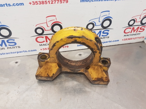 Caterpillar Th62, Clurk Hurth Front Axle Support - Передняя ось: фото 1 Caterpillar Th62, Clurk Hurth Front Axle Support - Передняя ось: фото 1