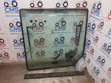 Claas Ares 656rc, Ares500, 600, 800, Atles, Cab Back Window Assy 7700072361 - Стекло и запчасти: фото 1 Claas Ares 656rc, Ares500, 600, 800, Atles, Cab Back Window Assy 7700072361 - Стекло и запчасти: фото 1