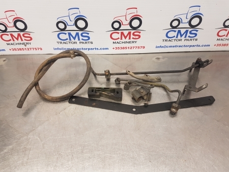 Claas Arion 640, 600, 500 Hydraulic Line And Bracket Re565914 - Гидравлика для Тракторов: фото 1 Claas Arion 640, 600, 500 Hydraulic Line And Bracket Re565914 - Гидравлика для Тракторов: фото 1