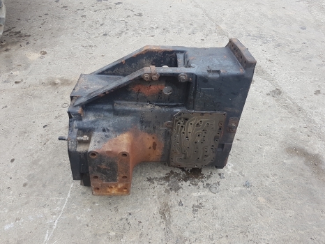 Deutz Agrotron 120, 110, 115, 6.15 Zf Transmission Housing 04415965, 2093419012 - Коробка передач: фото 1 Deutz Agrotron 120, 110, 115, 6.15 Zf Transmission Housing 04415965, 2093419012 - Коробка передач: фото 1