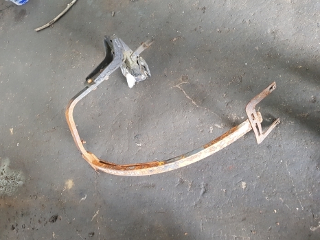 Deutz Agrotron 6120.4 Front Axle Fender Lhs Assy 0.016.4281.4/30, 0.019.4606.3 - Крыло: фото 1 Deutz Agrotron 6120.4 Front Axle Fender Lhs Assy 0.016.4281.4/30, 0.019.4606.3 - Крыло: фото 1
