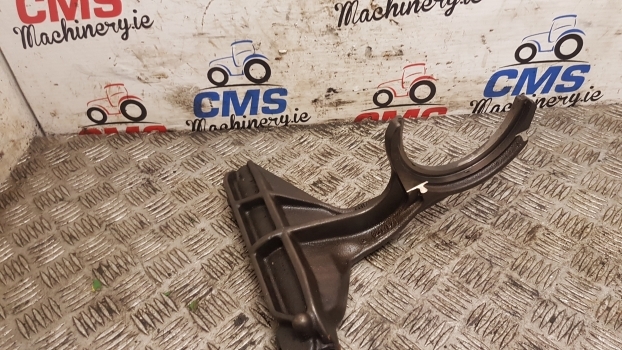 Deutz Dx 3.90, 3.70, 6807, 7007, 7207, 7807 Transmission Fork 04338206 - Трансмиссия для Тракторов: фото 1 Deutz Dx 3.90, 3.70, 6807, 7007, 7207, 7807 Transmission Fork 04338206 - Трансмиссия для Тракторов: фото 1