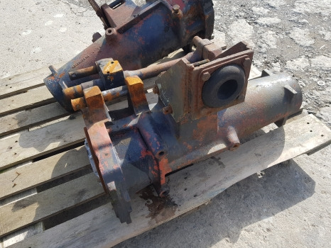 Deutz Dx110, Dx120 Rear Axle Housing Lhs 4328907r, 4328907r1h1, 4374054 - Задняя ось: фото 1 Deutz Dx110, Dx120 Rear Axle Housing Lhs 4328907r, 4328907r1h1, 4374054 - Задняя ось: фото 1