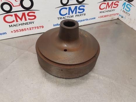 Fendt 818, 711, 712, 716, 718, 820, Pto Clutch Housing 716150220050 - Трансмиссия: фото 1 Fendt 818, 711, 712, 716, 718, 820, Pto Clutch Housing 716150220050 - Трансмиссия: фото 1