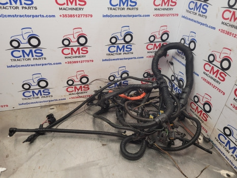Fermec 660 Transmission Cab Wiring Loom Parts - Кабели/ Провода: фото 1 Fermec 660 Transmission Cab Wiring Loom Parts - Кабели/ Провода: фото 1