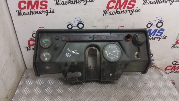 Fermec 960 Digger, Backhoe Dashboard, Instrument Panel Assembly With Clocks - Приборная панель для Экскаваторов-погрузчиков: фото 1 Fermec 960 Digger, Backhoe Dashboard, Instrument Panel Assembly With Clocks - Приборная панель для Экскаваторов-погрузчиков: фото 1