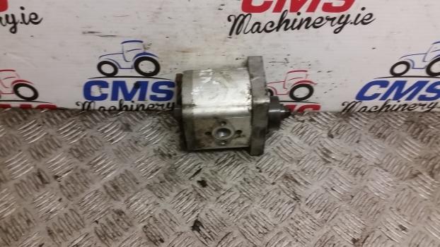 Fiat 780 Hydraulic Pump. Please Check By Photos. - Гидравлический насос для Тракторов: фото 1 Fiat 780 Hydraulic Pump. Please Check By Photos. - Гидравлический насос для Тракторов: фото 1